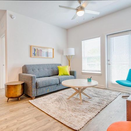 Deluxe One Bedroom Apartment 게인즈빌 외부 사진